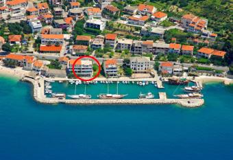 Apartments by the sea Sumpetar, Omis - 18286 has Balcony rooms