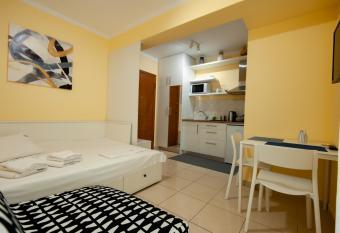 Aegean studio by the sea III has Balcony rooms