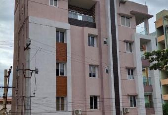 FabHotel The Sunrise Inn allows 18 year olds to book a room