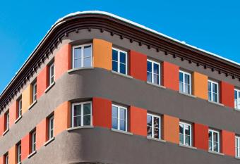 Hotel Donatz allows 18 year olds to book a room