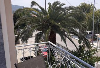 Diane Luxury Rooms has Balcony rooms