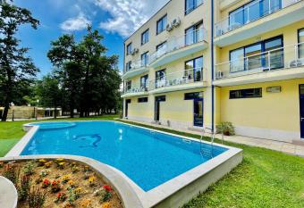 Solei Apartments has Balcony rooms