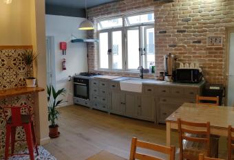 Walter s B&B allows 18 year olds to book a room