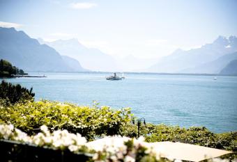 H  tel Des Trois Couronnes & Spa - The Leading Hotels of the World has Balcony rooms