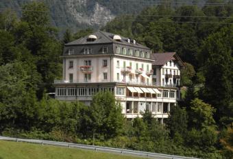 Waldhotel Unspunnen has Balcony rooms