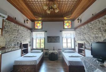 RIVA Guest House has Balcony rooms