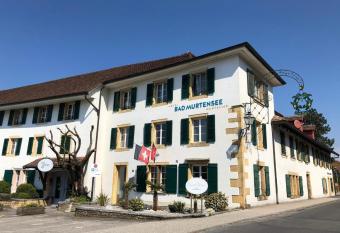 Hotel Bad Murtensee has Balcony rooms