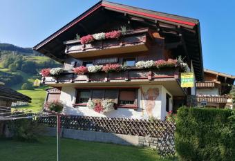 St. Christoph has Balcony rooms