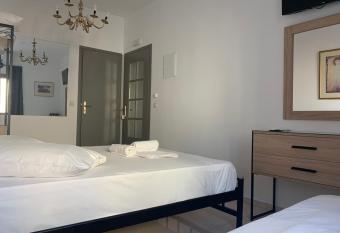 Porto Chania allows 18 year olds to book a room