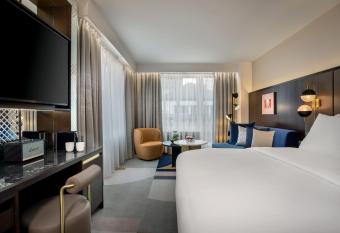 Neues Schloss Privat Hotel Zurich, Autograph Collection allows 18 year olds to book a room