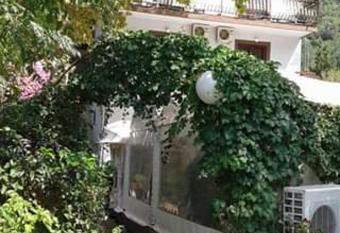 Pansion Mimoza has Balcony rooms