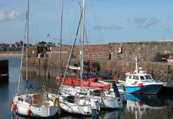 Harbour Hideaway With Free Private Parking allows 18 year olds to book a room
