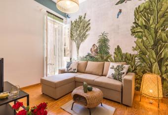 Casa Tropicana allows 18 year olds to book a room