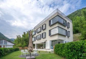                       allows 18 year olds to book a room