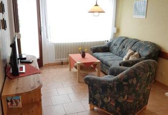 Feriengarten Dahme W 16 allows 18 year olds to book a room