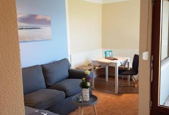 Feriengarten Dahme W 13 allows 18 year olds to book a room