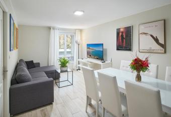 Apparthotel des Congr  s et Festivals allows 18 year olds to book a room