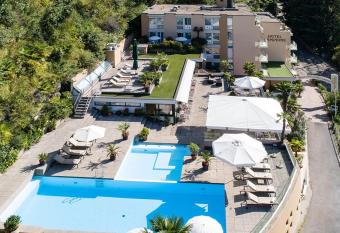 Hotel Campione has Balcony rooms