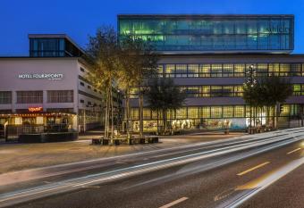 The Home Hotel Z  rich - a member of DESIGN HOTELS allows 18 year olds to book a room