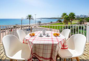 Skyline Cala Nau has Balcony rooms