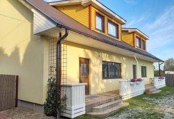 Pihtla tee k  laliskorter 2 allows 18 year olds to book a room