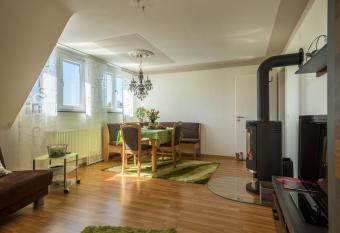 Ferienwohnung Sch  rer has Balcony rooms