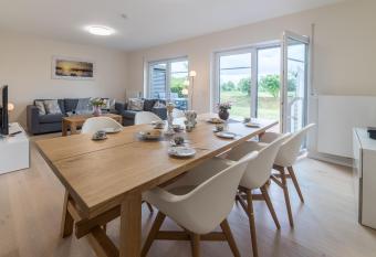 Ostfreesenhuus - Westwind allows 18 year olds to book a room