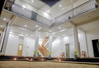 Araliya Lagoon Park Resort has Balcony rooms