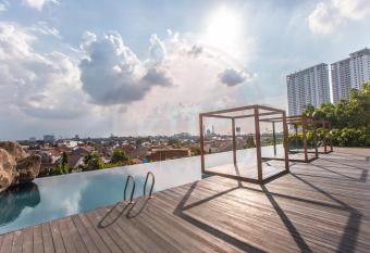 COME INN Grand Kamala Lagoon by KITA PRO has Balcony rooms