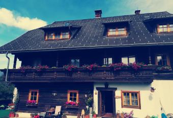 Baumgartnerhof Arriach - Urlaub am Bauernhof has Balcony rooms