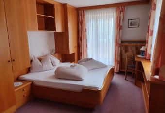 Gasthof Mooserwirt - Passeiertal has Balcony rooms