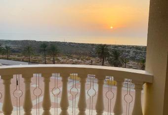 Wait N Sea !! Sea View Studio Ras Al Khaimah has Balcony rooms