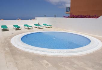 Vista Mare has Balcony rooms