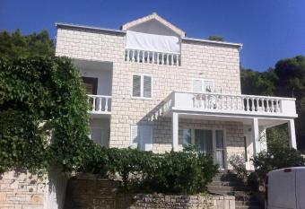 Apartments by the sea Brna, Korcula - 18288 has Balcony rooms