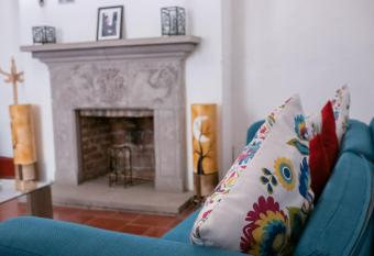 Alonso53 allows 18 year olds to book a room