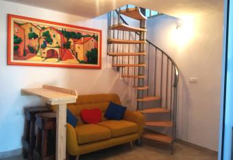 Veroko has Balcony rooms