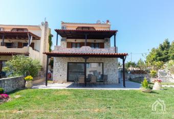 Villa Y sea view has Balcony rooms