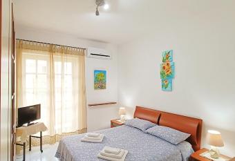 Salento Apartment allows 18 year olds to book a room