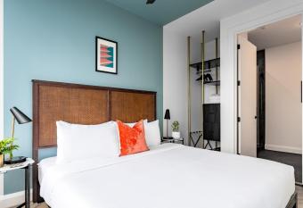 Mint House Dallas - Downtown allows 18 year olds to book a room