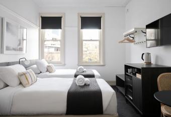 Dunkirk Hotel Pyrmont allows 18 year olds to book a room