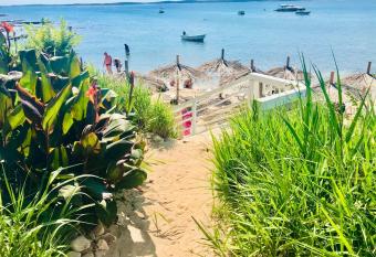 Villa Nik has Balcony rooms