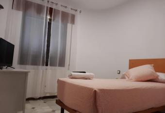 Residencia-Casa Santo Angel allows 18 year olds to book a room