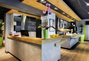 ibis Budget Villemomble allows 18 year olds to book a room