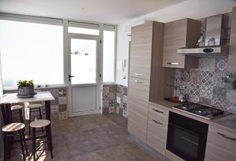 Dafne e Apollo Apartment Pompei has Balcony rooms