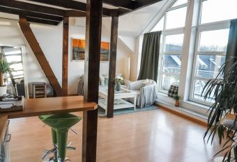 Surfer Loft with AC and sun terrace has Balcony rooms