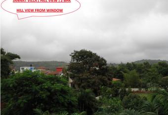 JANNAT VILLA has Balcony rooms