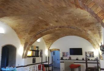 Trattoria Cognigni has Balcony rooms