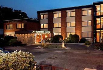 Garten-Hotel Ponick allows 18 year olds to book a room