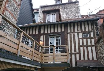 Honfleur effet mer 2 has Balcony rooms