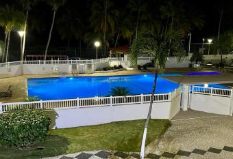 Hobie Oceanfront apartment at Isla Verde has rooms with a private hot tub